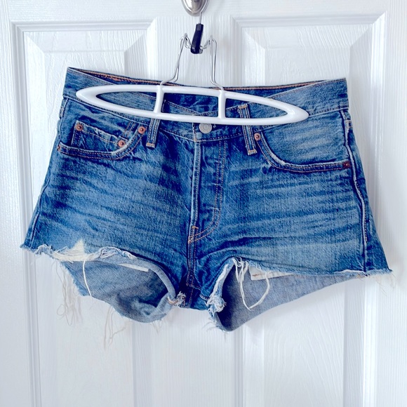 Levi’s 501 button fly - Picture 1 of 2